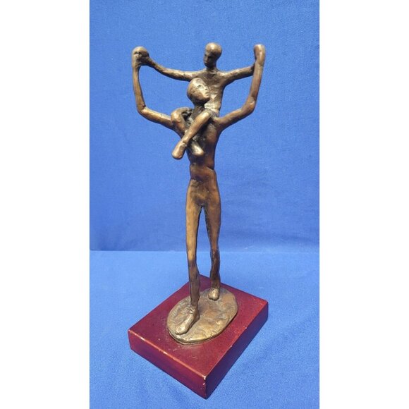 Vintage Bronzeart Signed Bronze Father & Son Piggy Back Ride Statue! 3‎